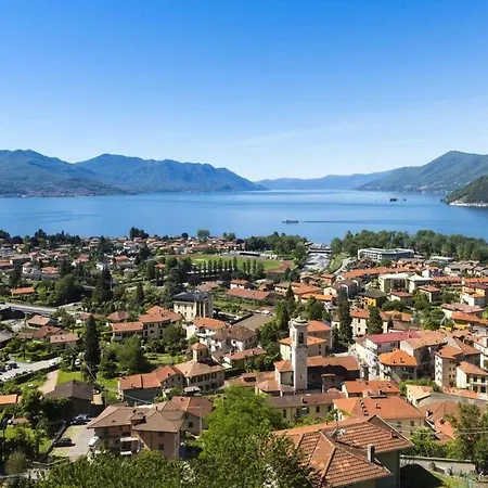 Italian Lakes Penthouse With Pool *