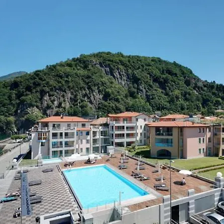 Italian Lakes Penthouse With Pool Appartamento *